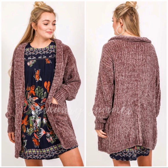 ❄️RESTOCKED//MOCHA CHENILLE CARDIGAN - Picture 3 of 5